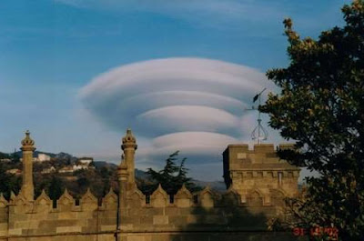 ����� ������ ������ ���� Lenticular Clouds 3.jpg